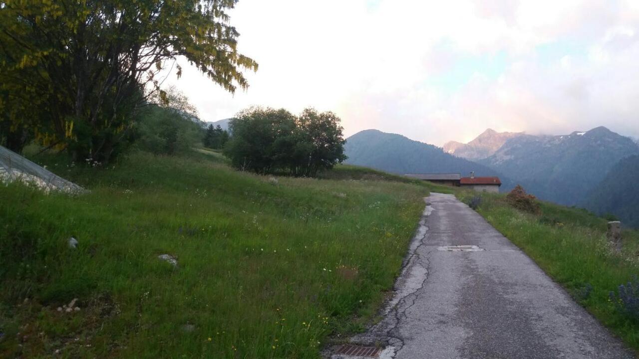 Baita Serpillo Palu del Fersina Bagian luar foto